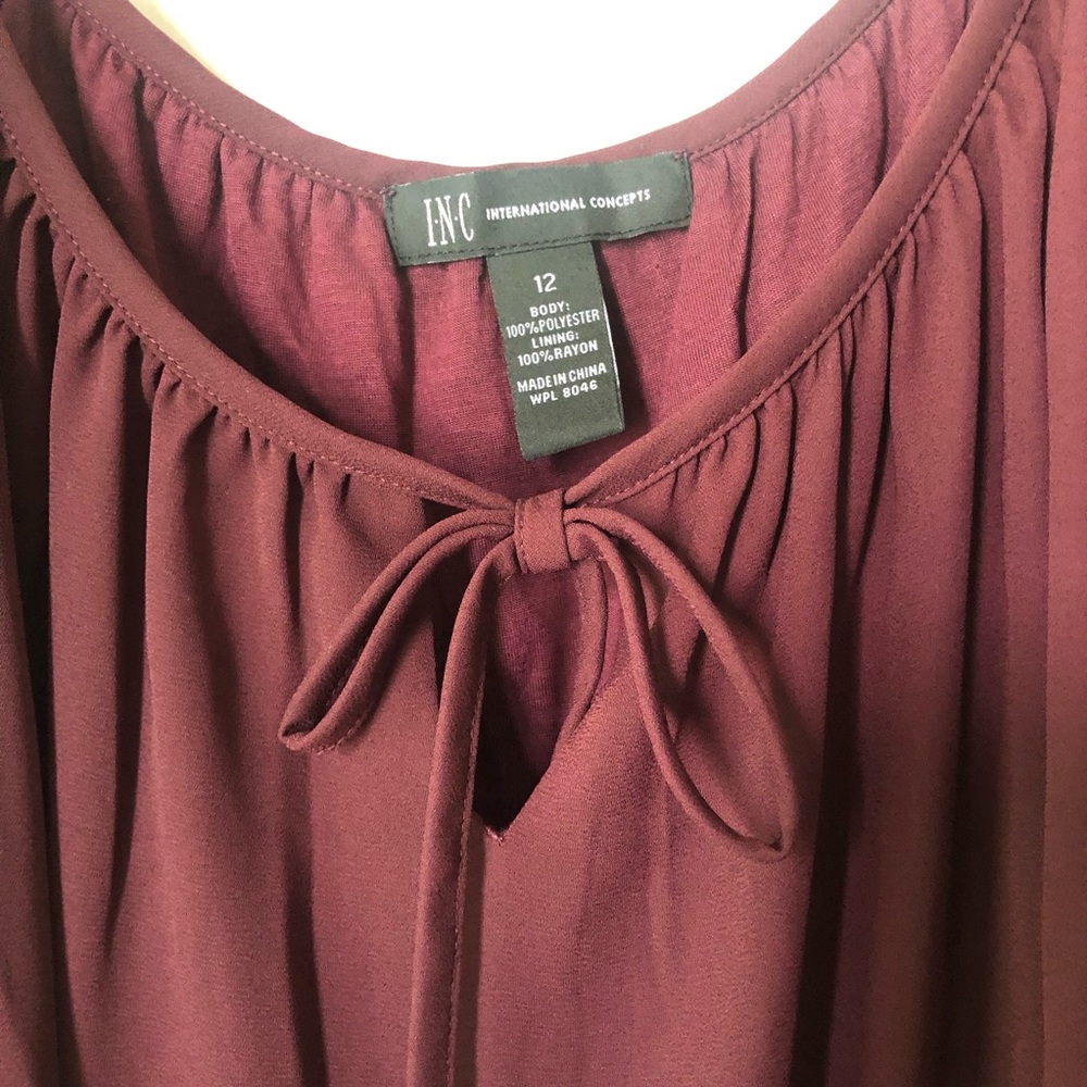 Cold Shoulder Top - Picture 3 of 3